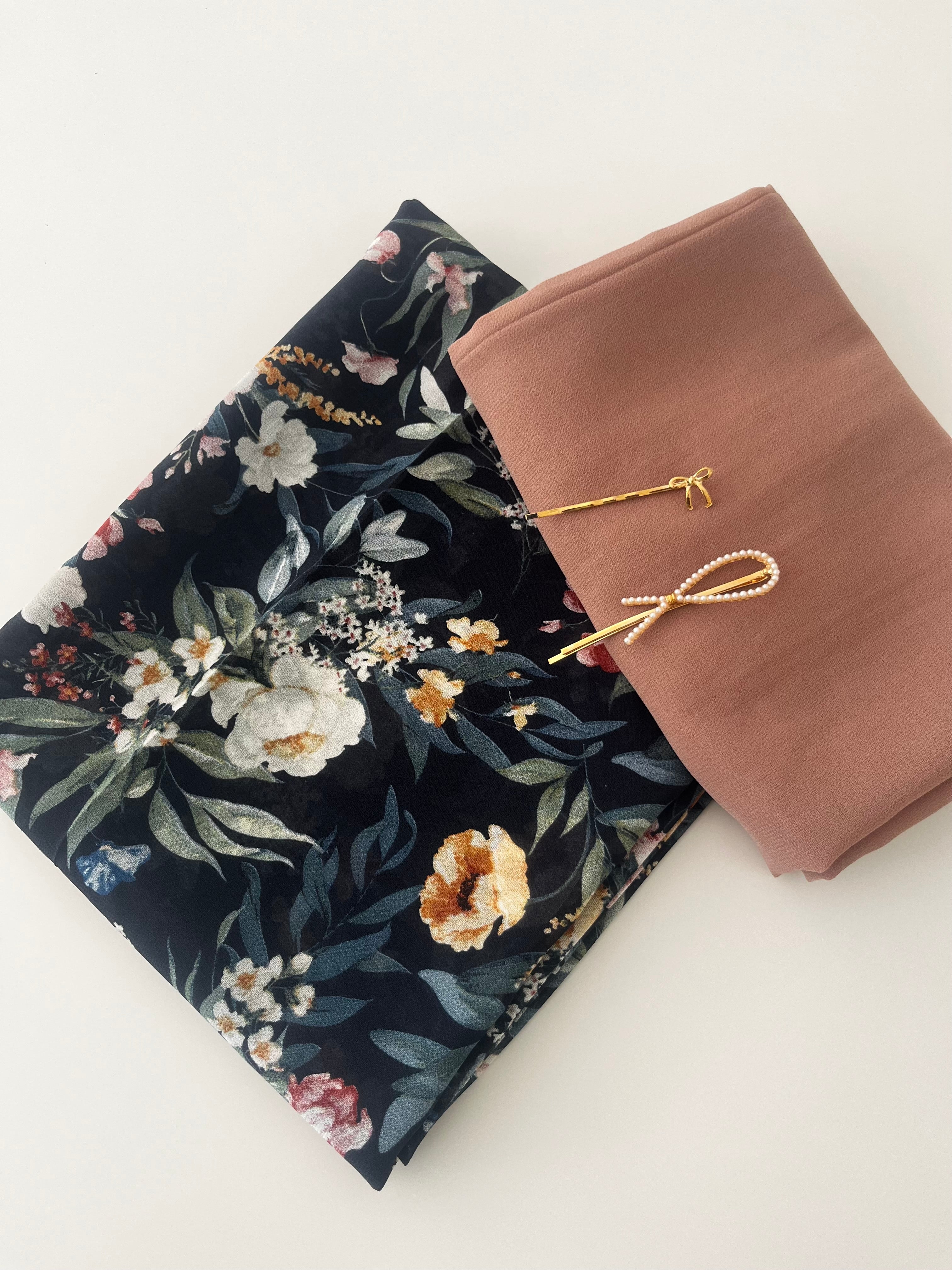 Floral Chiffon, Premium Chiffon with clips in an organza bag