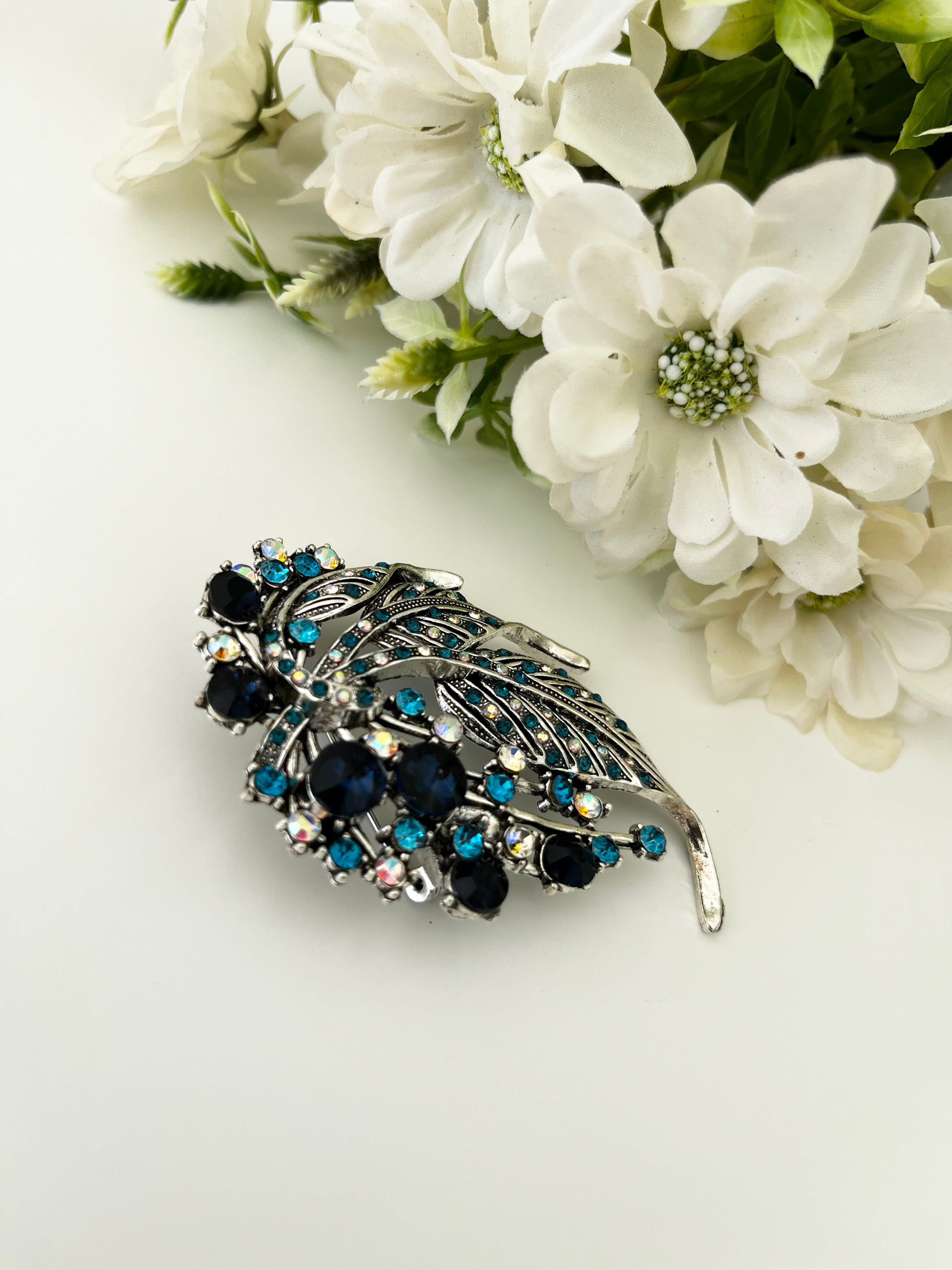 Rhinestones Scarf Pin / Brochure
