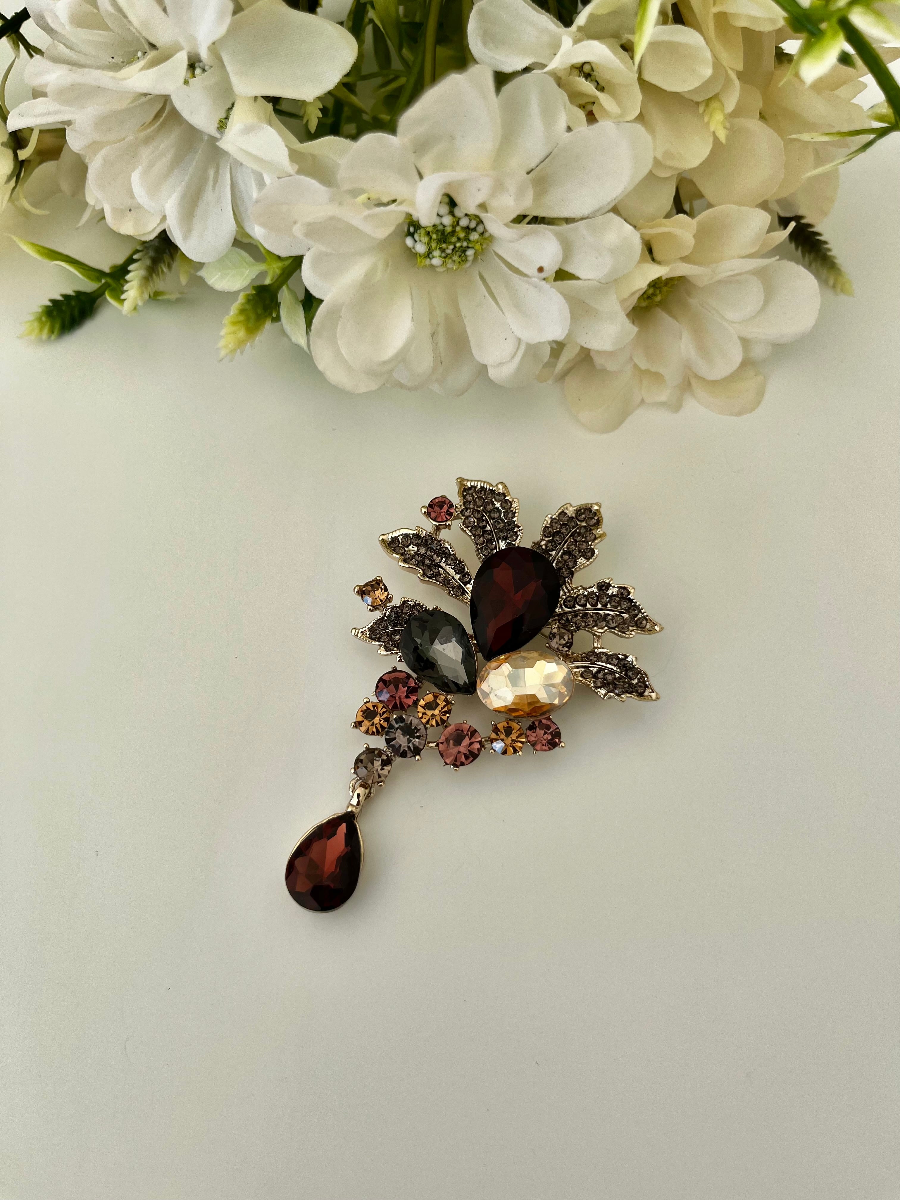 Rhinestones Scarf Pin / Brochure