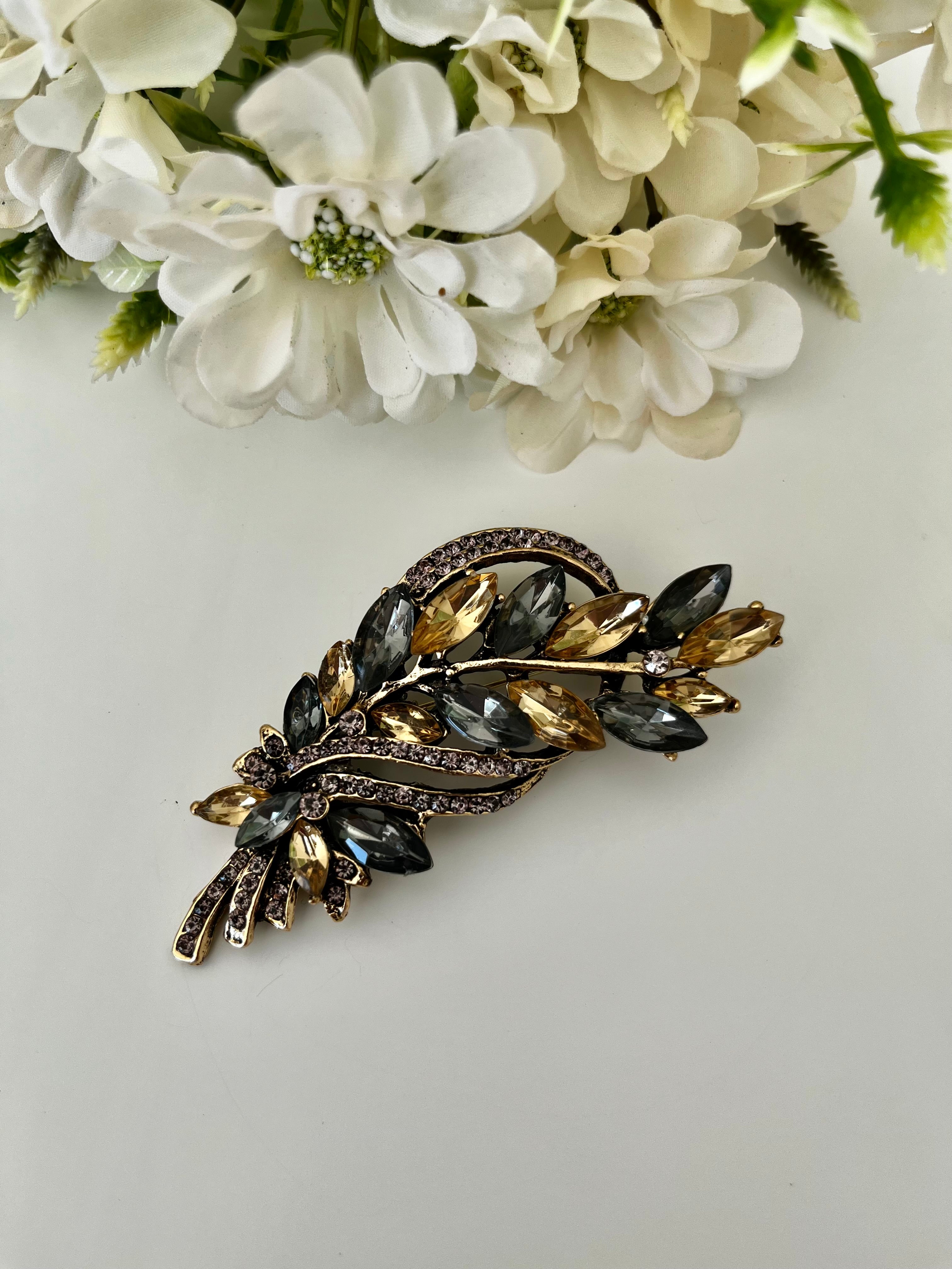 Rhinestones Scarf Pin / Brochure