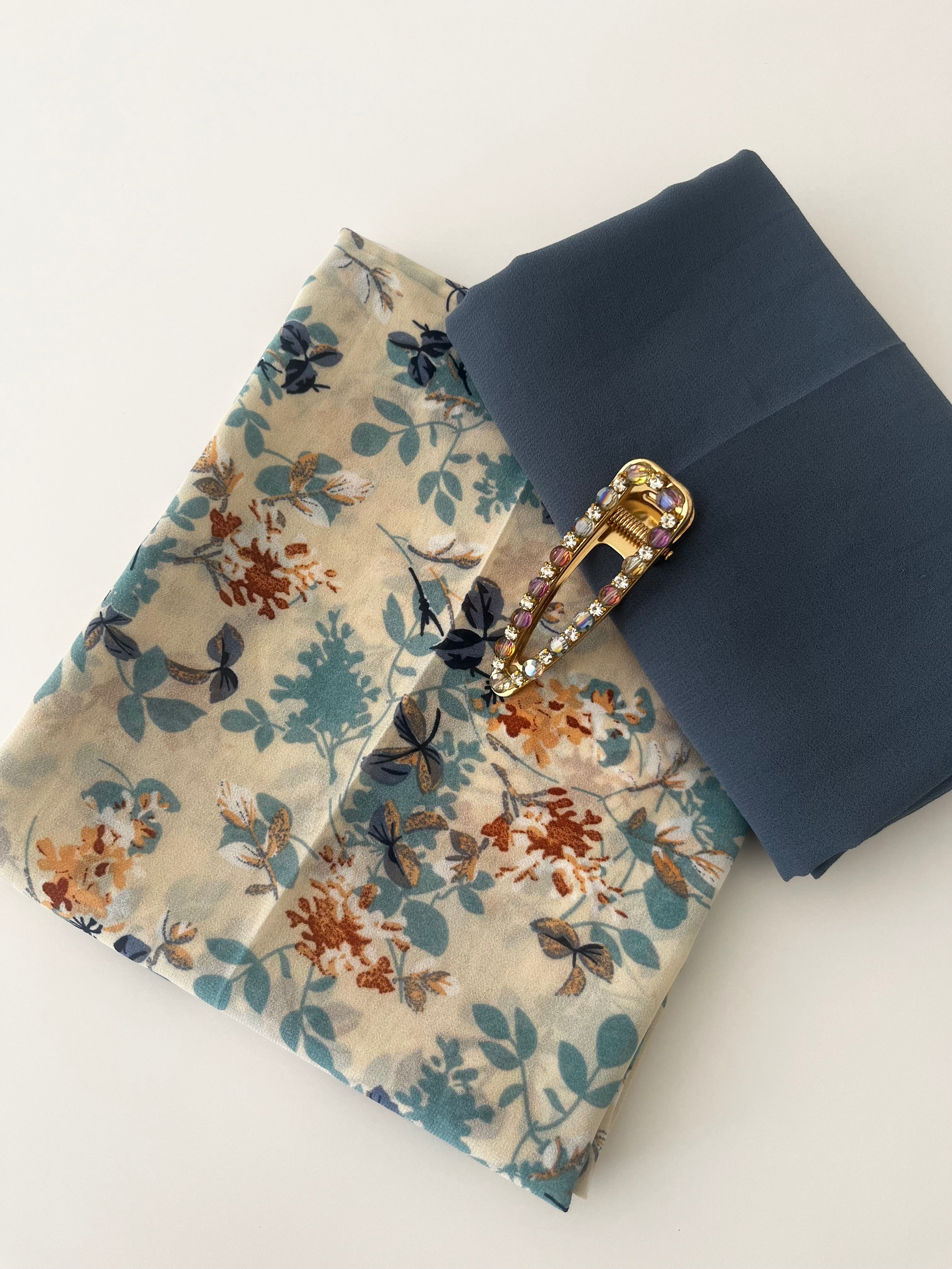 Floral Chiffon, Premium Chiffon with clips in an organza bag