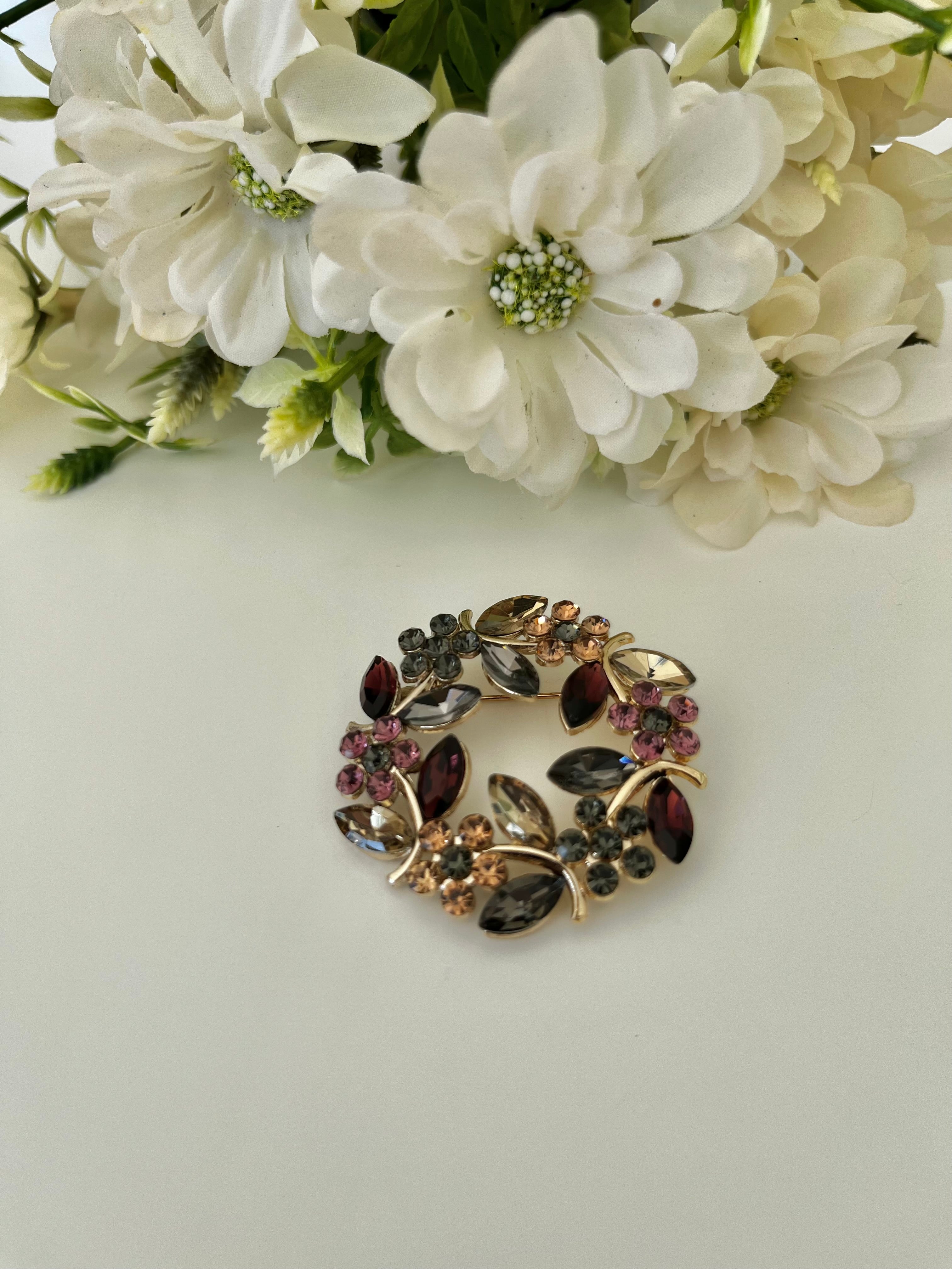 Rhinestones Scarf Pin / Brochure