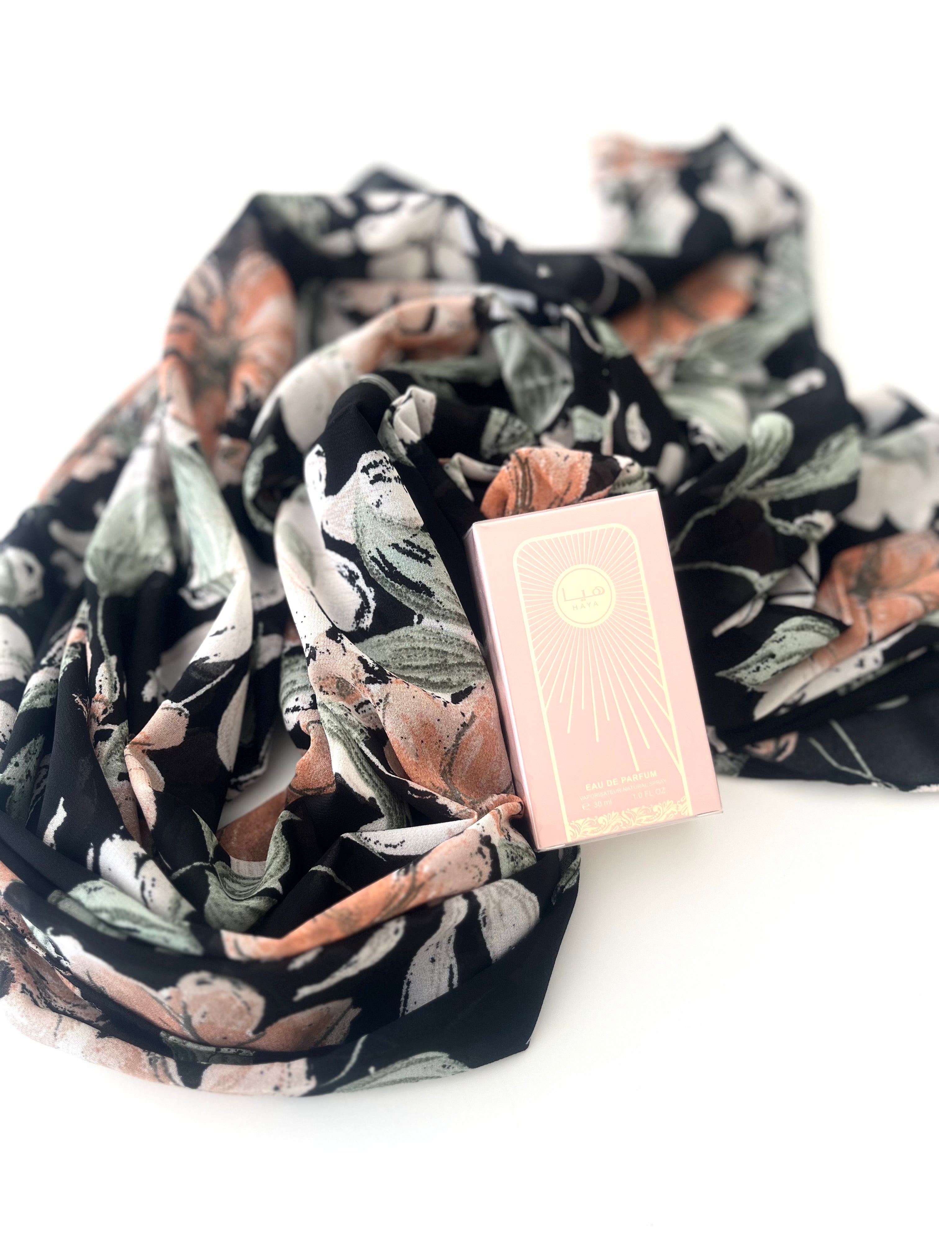 Floral chiffon with perfume in an organza bag